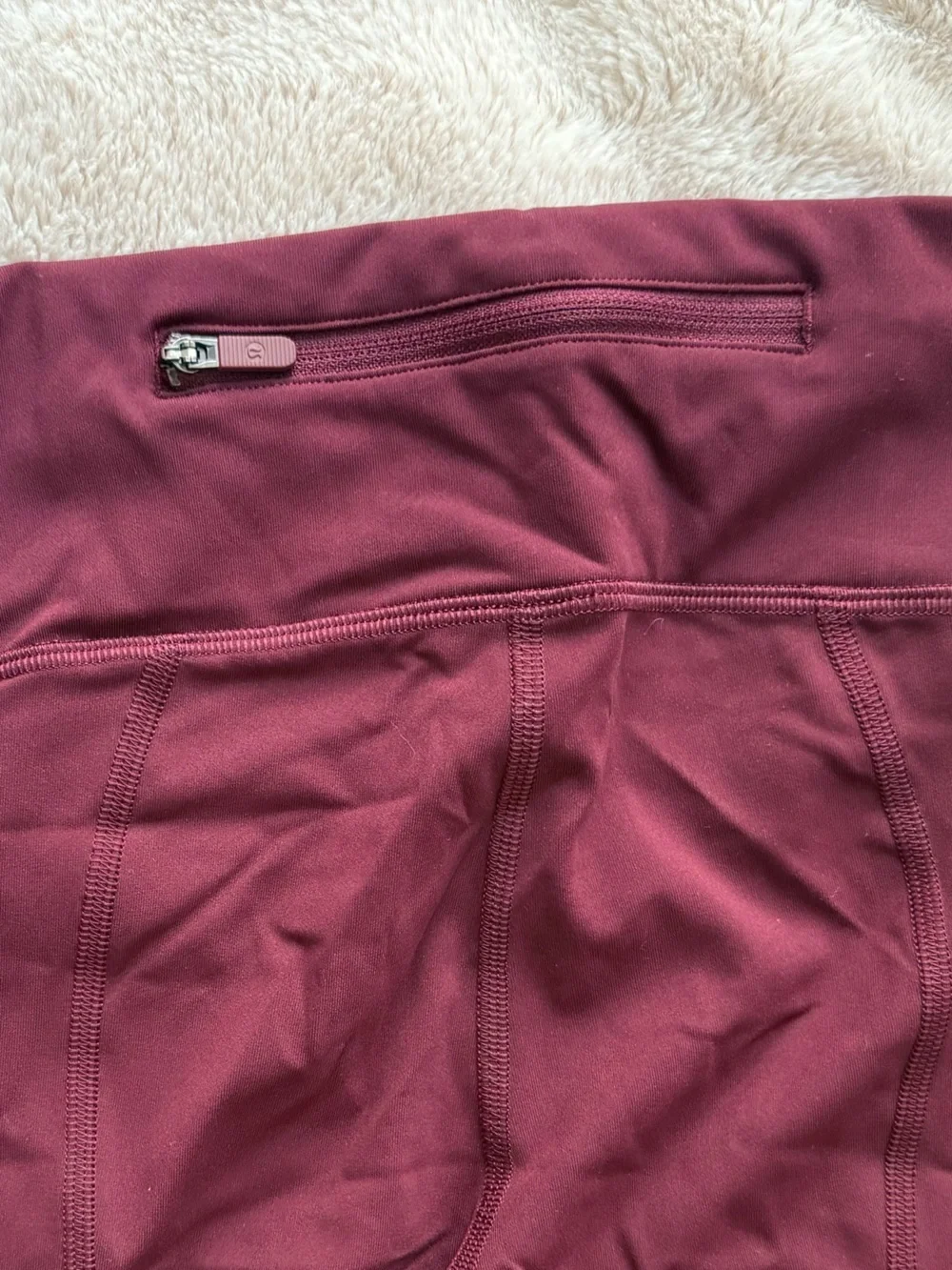 NWT Lululemon Pace Rival Crop 22” Garnet Size 6 - Picture 11 of 12